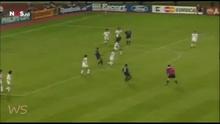 Patrick Kluivert Là Ai