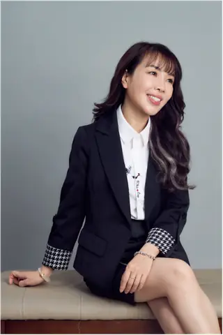 Phan Hồ Điệp Là Ai? Giải Mã Cuộc Đời Và Sự Nghiệp Đầy Cảm Hứng