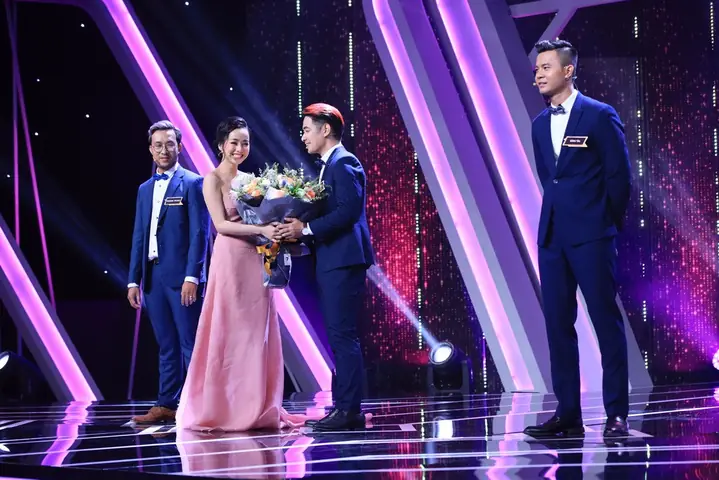 Lần Đầu Tiên Ở "người Ấy Là Ai", Có Tới 3 Chàng Trai Độc Thân Tình Nguyện Ở Lại Để Chờ Nữ Chính Xinh Đẹp Phương Phạm.