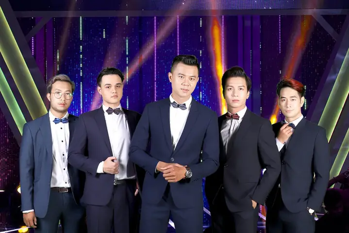 Lần Đầu Tiên Ở "người Ấy Là Ai", Có Tới 3 Chàng Trai Độc Thân Tình Nguyện Ở Lại Để Chờ Nữ Chính Xinh Đẹp Phương Phạm.