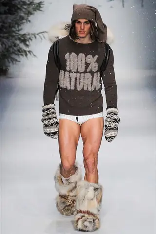 Một Số Hình Ảnh Khác Của Anh Khi Làm Người Mẫu