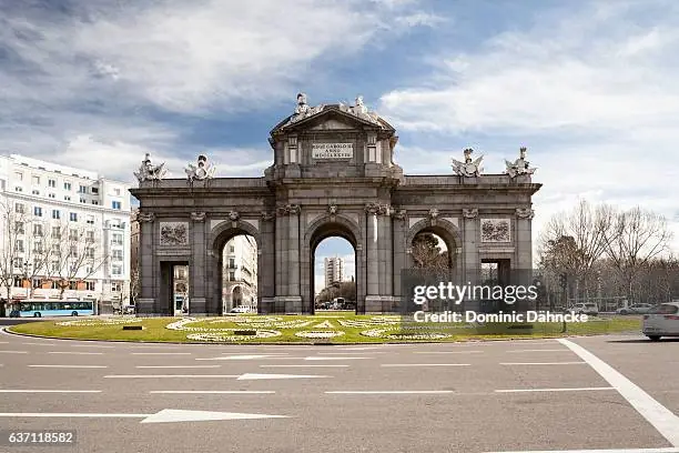 Rodney Alcala Là Ai: Kẻ Sát Nhân Hàng Loạt Bí Ẩn Của Hollywood