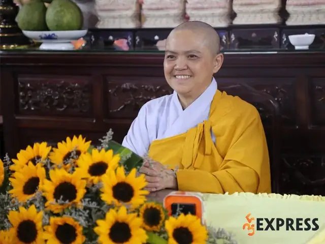 Các Thuyết Pháp Của Sư Cô Thích Nữ Hương Nhũ