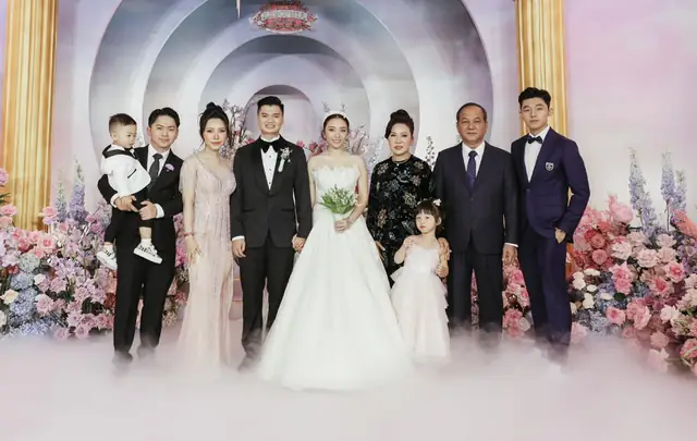 Profile 'sieu Khung' Cua Thieu Gia Chu Tich Tap Doan Phu Cuong