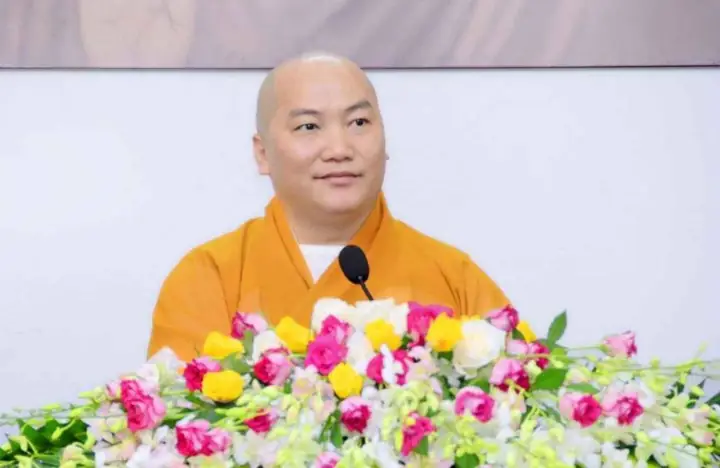 Tiểu Sử Thượng Tọa Thích Phước Tiến Là Ai?