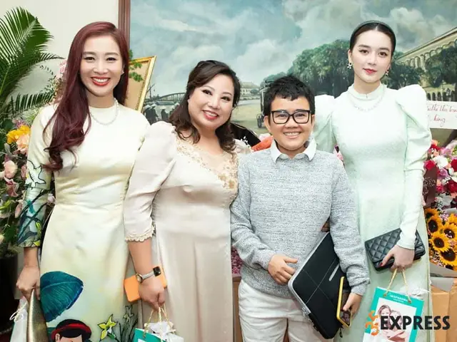 Scandal Thiều Bảo Trang Và The Voice