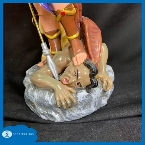 Tổng Lãnh Thiên Thần Micae Kích Thước 30 Cm Phù Hợp Để Bàn Làm Viêc Và Trong Phòng Ngủ