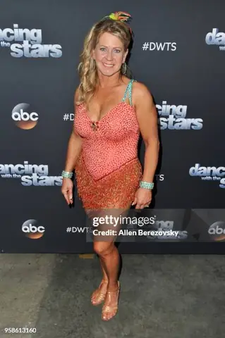 Tonya Harding Là Ai? Cuộc Đời Và Sự Nghiệp Đầy Biến Động Của Nữ Vận Động Viên Trượt Băng