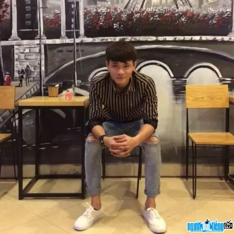 Tuấn Cry Là Ai? Khám Phá Hành Trình Âm Nhạc Đầy Thú Vị