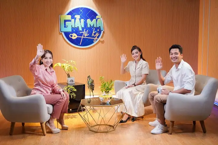 Vợ Của Quang Tuấn Là Ai