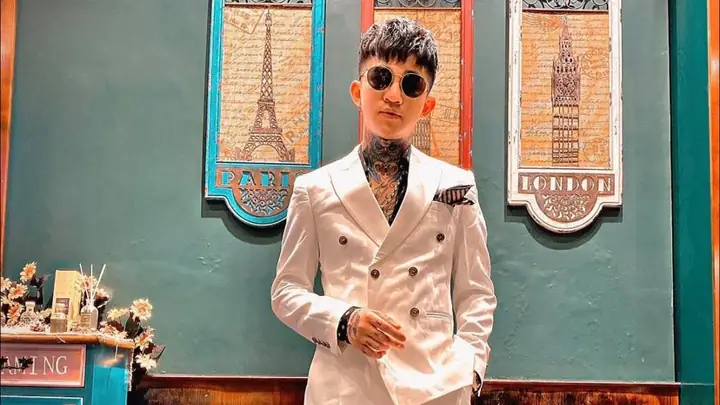 Vợ Hoàng Tử Gió Là Ai?