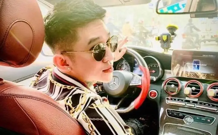 Vợ Hoàng Tử Gió Là Ai?