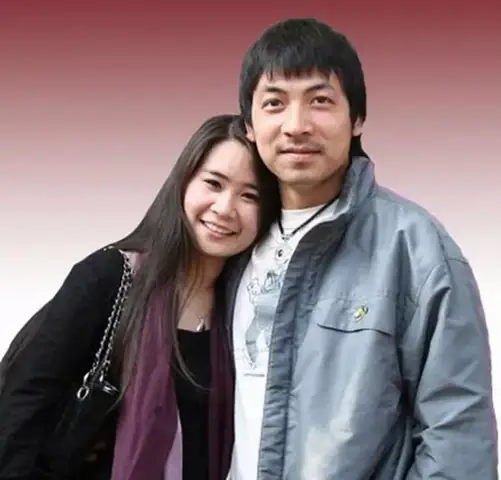 Hã´n Nhã¢n Giã¡o Sæ° Cã¹ Trá»ng Xoay Vá»i Vá»£ Tuá»i Há» - Cá»±u Mc Vtv Ra Sao?-2