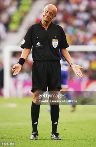 Pierluigi Collina Là Ai: Tiểu Sử & Sự Nghiệp Huyền Thoại Bóng Đá