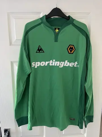 Soccer Jersey Bvb Dream League Soccer 2019 Fts Kit Wolves ...