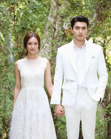 Minh Chau Ruc Ro Tron Bo