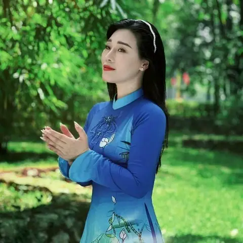 Lời Bác Dặn Trước Lúc Đi Xa (nsưt Hương Giang) - Lời Bài Hát, Tải ...