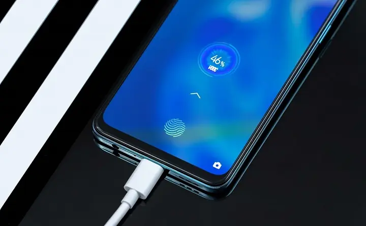 Sạc Pin Nhanh Cho Điện Thoại Là Gì?