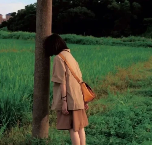 Vì sao avatar buồn và overthinking được nhiều người lựa chọn?