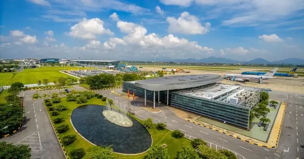 'chia Lửa' Với Nội Bài, Sân Bay Sở Hữu Nhà Ga Vip, Cách Hồ Gươm ...