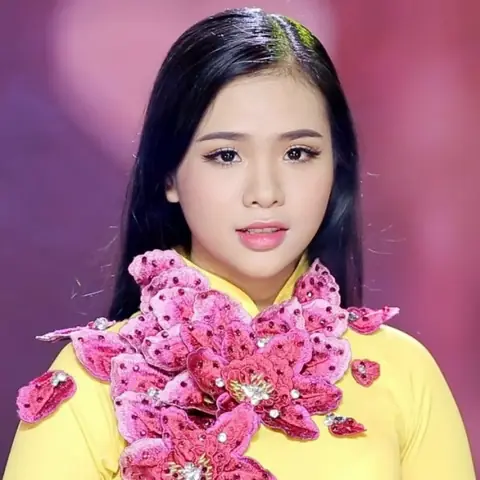 Tiền Thắng Tình Thua (quỳnh Trang) - Lời Bài Hát, Tải Nhạc Zing Mp3